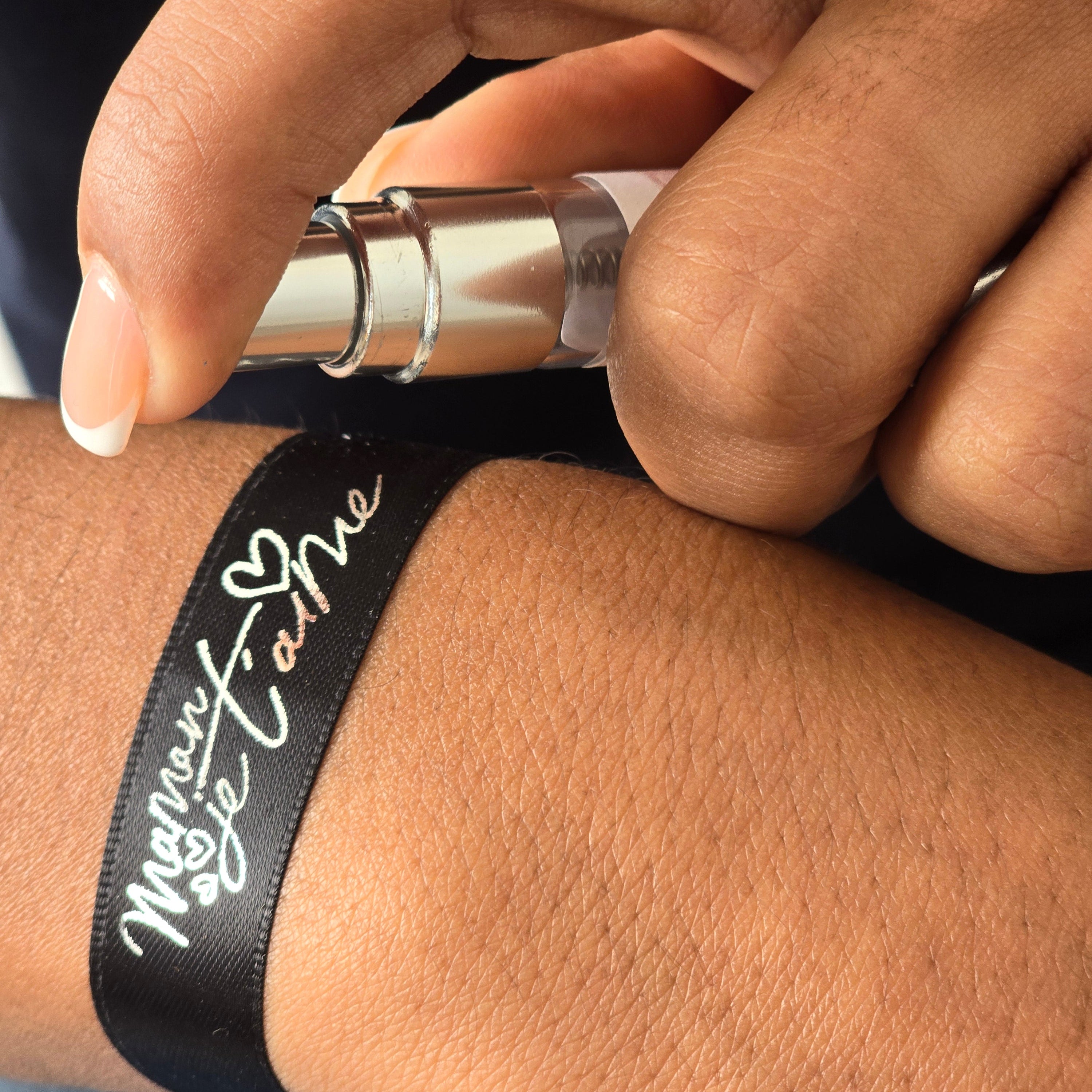 Bracelet fête des mères et son eau de parfum by Autour du parfum