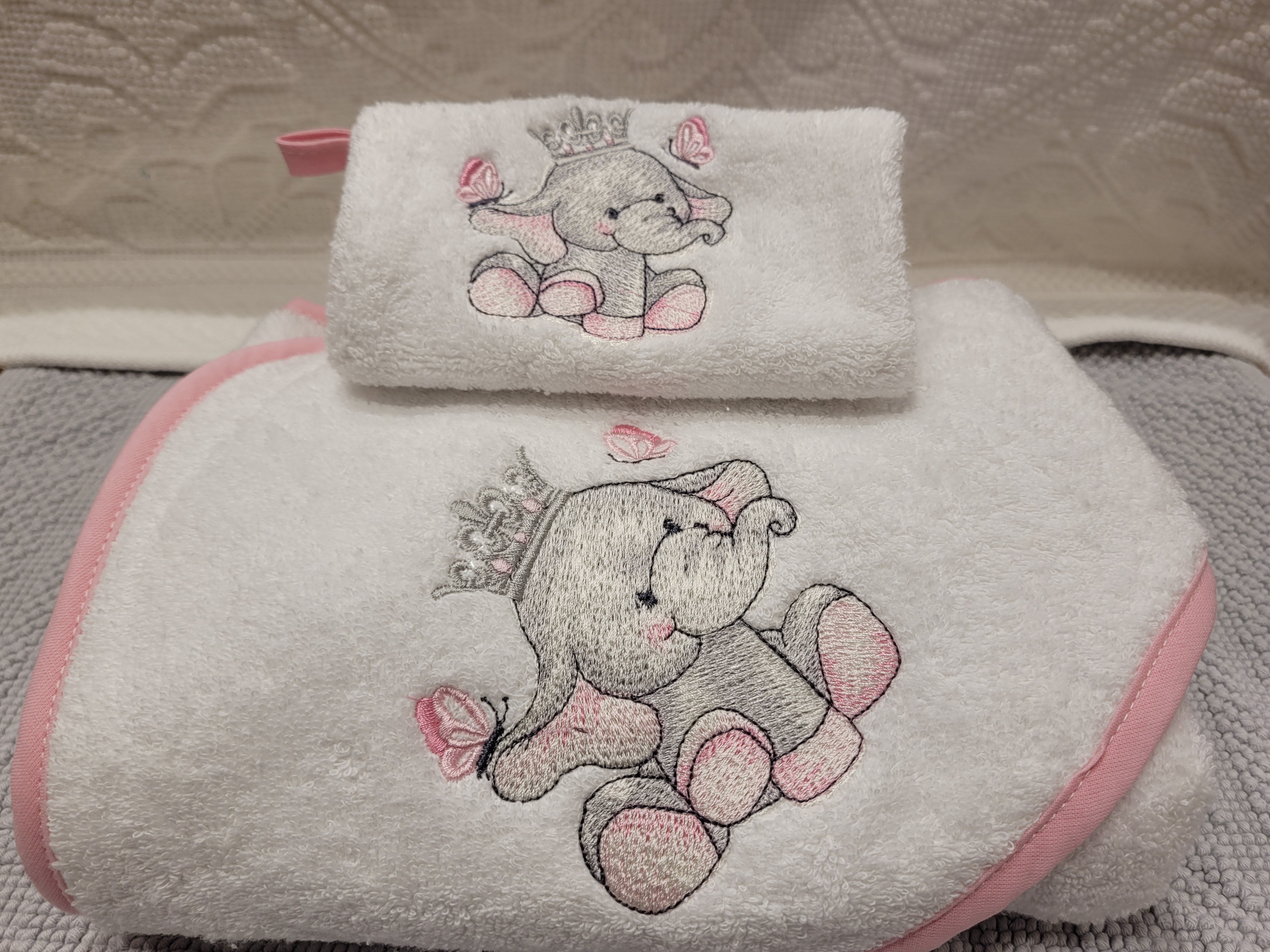 Linge de bain à capuche pour bébé en coton peigné avec Eléphant brodé