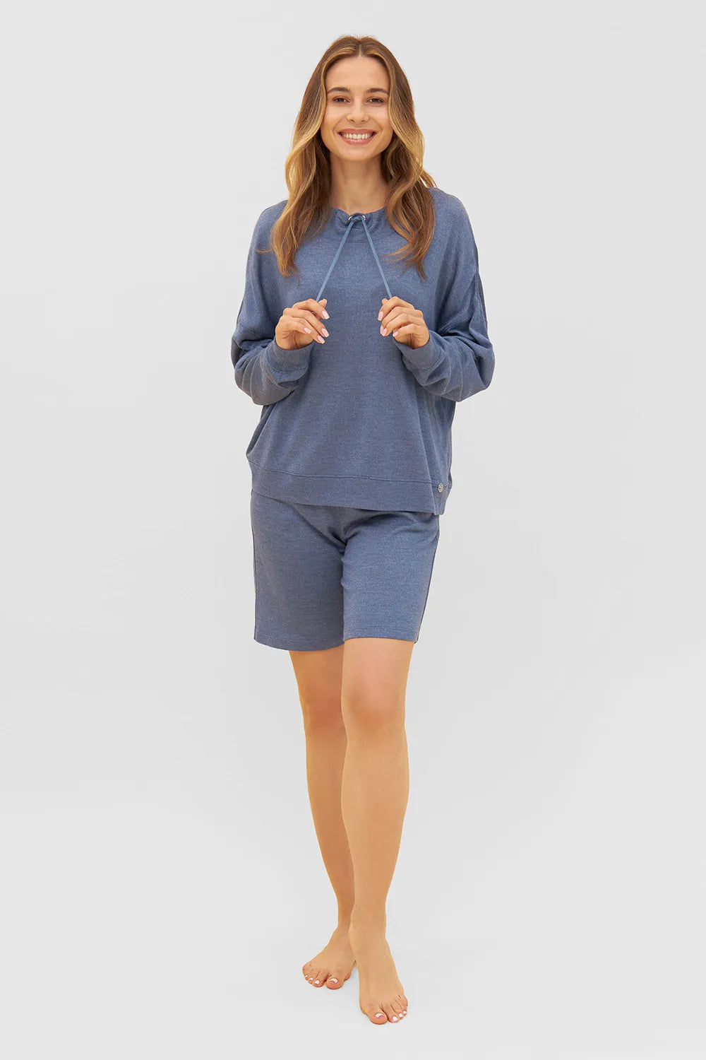 Ensemble sweatshirt  et pantalon short bermuda bleu jeans Féraud
