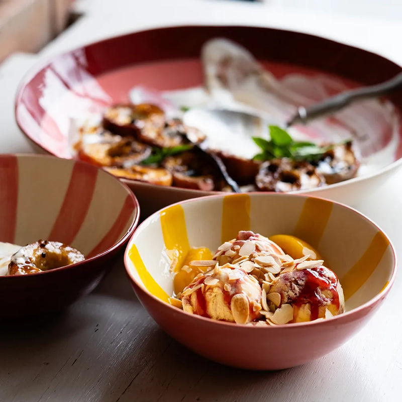 Bol Musango tricolor