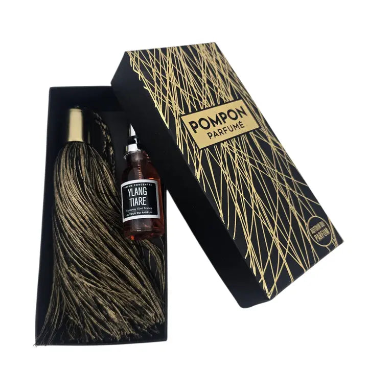 Pompons à parfumer by Autour du parfum