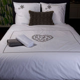 Embroidered snowflakes duvet cover and pillowcase